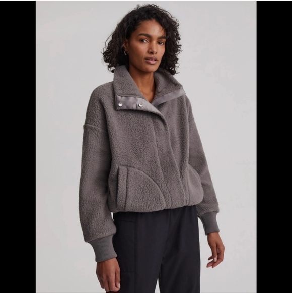 Varley Jackets & Blazers - Varley Gray Mayland Fleece Jacket